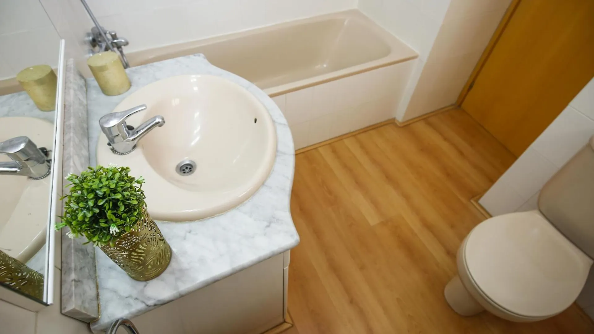 Flora Planet Costa Dorada Apartment Cambrils