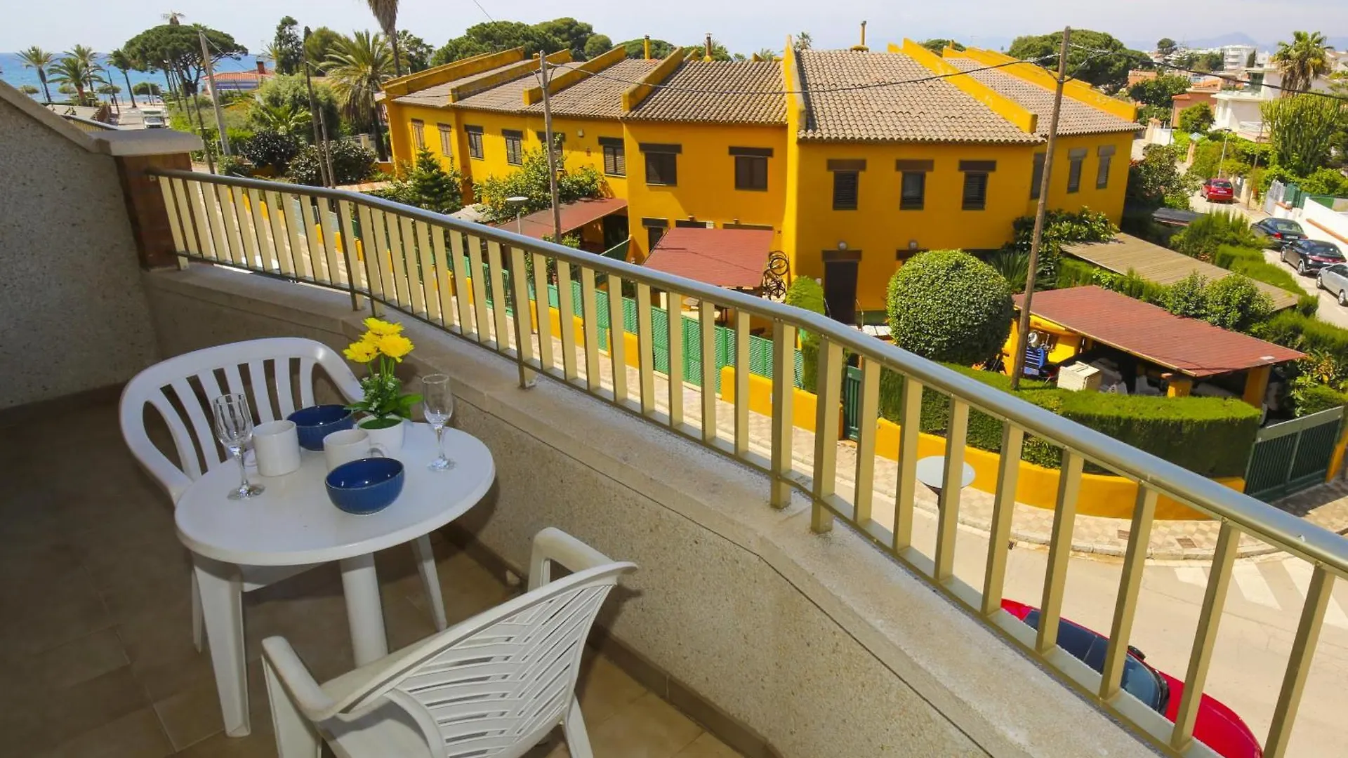 Flora Planet Costa Dorada Apartment Cambrils